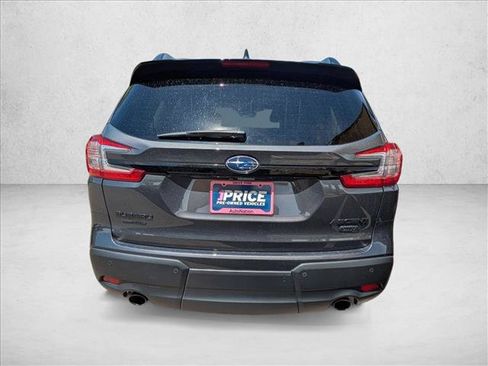 Used 2023 Subaru Ascent Onyx Edition AWD/4WD image 6