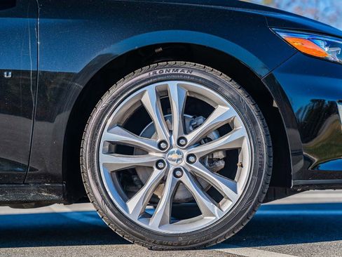 Used 2024 Chevrolet Malibu LT image 9