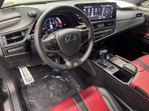 Certified 2022 Lexus ES 350 F Sport w/ Accessory Package 2 FWD image 15