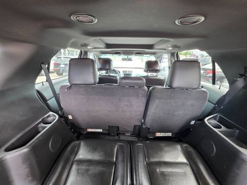 Used 2014 Ford Explorer XLT w/ Equipment Group 202A FWD image 16