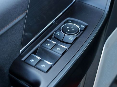 Certified 2022 Ford F150 Raptor w/ Equipment Group 801A High image 15