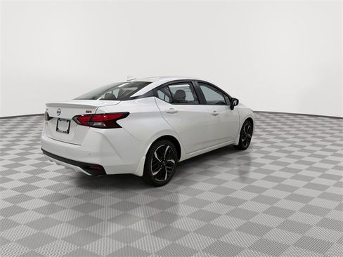 New 2025 Nissan Versa SR image 10