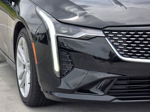 Certified 2024 Cadillac CT4 Luxury RWD image 9