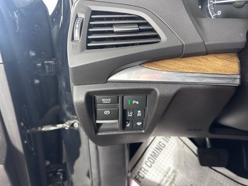 Used 2017 Acura MDX w/ Advance Package AWD/4WD image 26