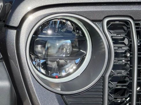 New 2026 Jeep Gladiator Mojave image 7