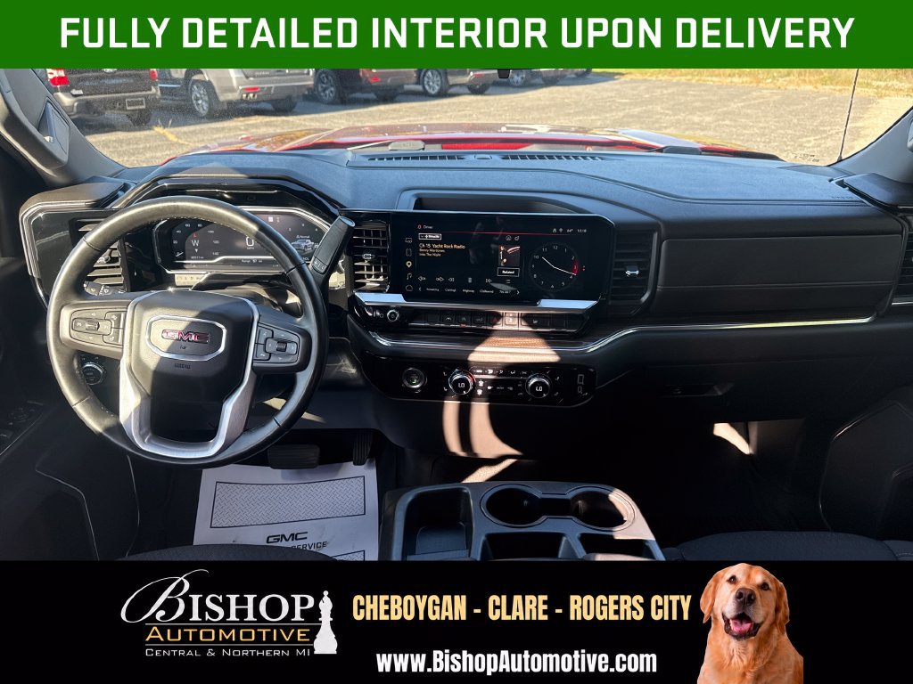 Used 2023 GMC Sierra 1500 Elevation AWD/4WD image 3