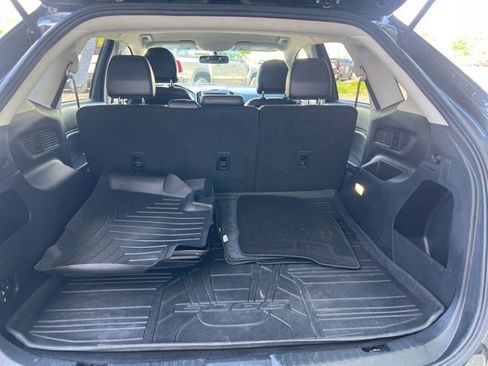 Used 2016 Ford Edge SEL w/ Equipment Group 201A AWD/4WD image 7