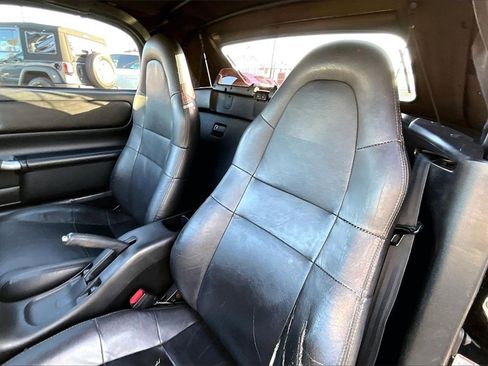 Used 2002 Toyota MR2 Base image 15