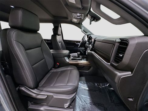 Used 2023 GMC Sierra 1500 Elevation w/ Elevation Premium Package image 29