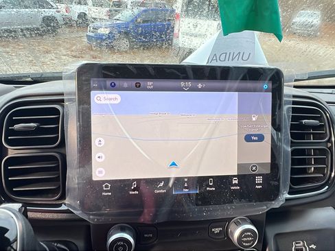 Used 2025 RAM ProMaster 2500 w/ Premium Convenience Group image 27