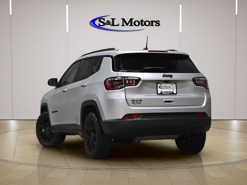 New 2026 Jeep Compass Latitude AWD/4WD image 5