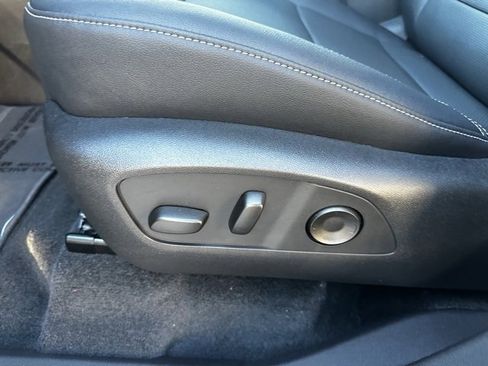 New 2026 Chevrolet Traverse LT image 24