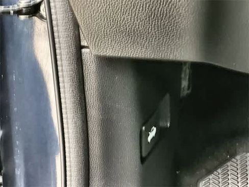 Certified 2025 Honda CR-V EX image 29