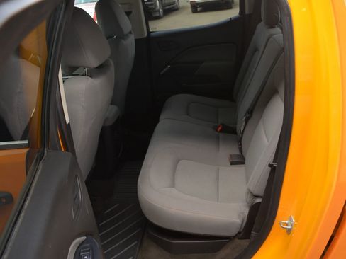 Used 2015 Chevrolet Colorado W/T w/ WT Convenience Package image 11