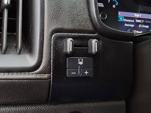 Certified 2021 GMC Canyon Denali image 14