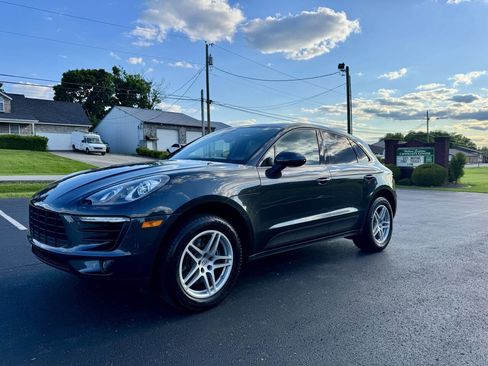 Used 2017 Porsche Macan image 6