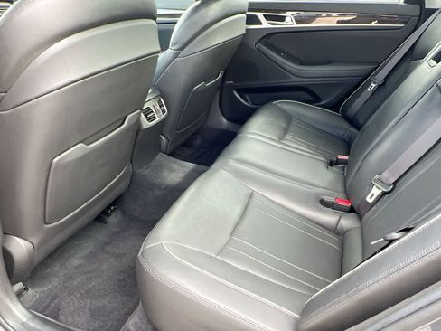 Used 2016 Hyundai Genesis 3.8 w/ Option Group 03 image 18