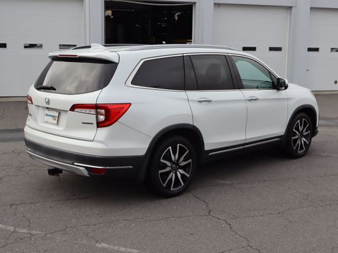 Used 2020 Honda Pilot Touring image 10