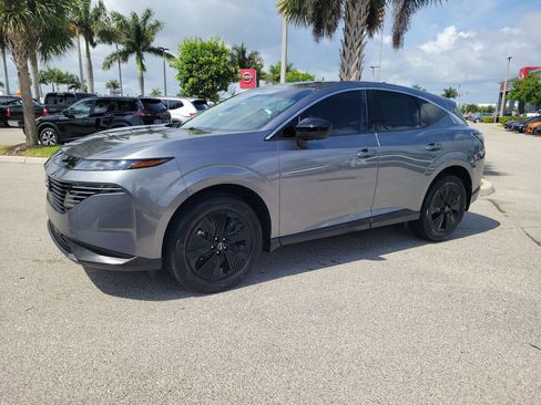 Used 2025 Nissan Murano SV FWD image 8