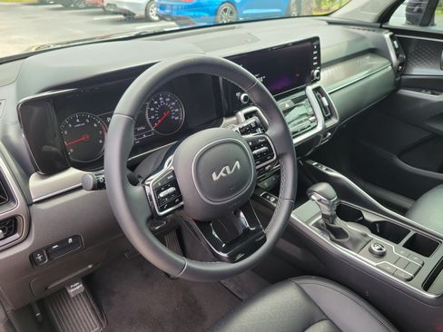 Certified 2023 Kia Sorento S w/ Panoramic Sunroof Package FWD image 23