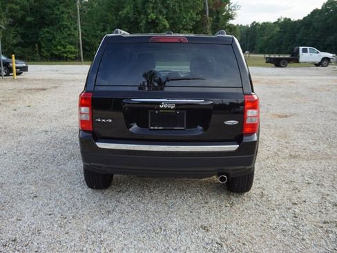 Used 2016 Jeep Patriot High Altitude AWD/4WD image 13