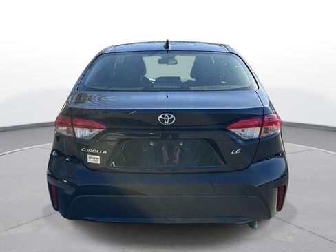 Used 2021 Toyota Corolla LE w/ LE Convenience Package image 7