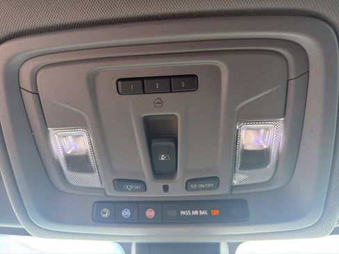 Used 2019 GMC Sierra 1500 SLT AWD/4WD image 53
