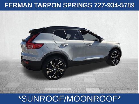 Certified 2021 Volvo XC40 T5 R-Design w/ Advanced Package image 11