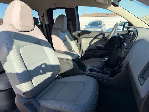 Used 2022 Chevrolet Colorado W/T w/ WT Convenience Package image 16