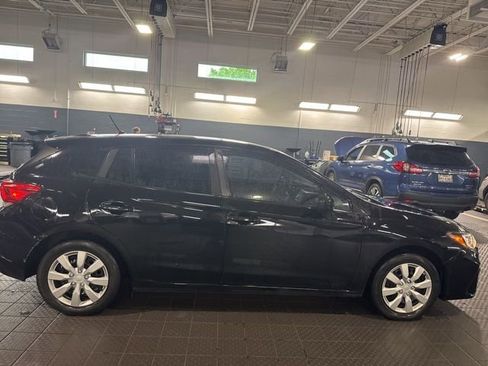 Used 2019 Subaru Impreza 2.0i image 2