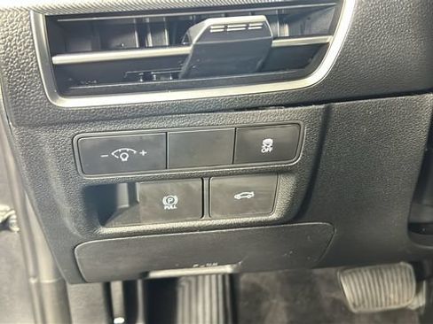 Used 2026 Hyundai Sonata SEL FWD image 19