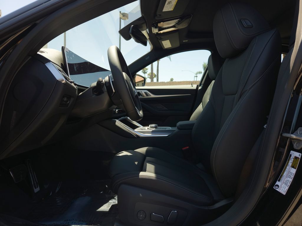 New 2026 BMW 430i w/ M Sport Package RWD image 7