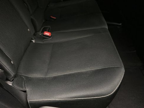 Used 2014 Toyota RAV4 XLE FWD image 16