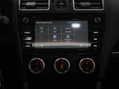 Used 2018 Subaru Forester 2.5i Premium w/ Popular Package #2A AWD/4WD image 18