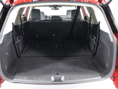 Used 2023 Nissan Pathfinder SL w/ Black Appearance Package AWD/4WD image 21