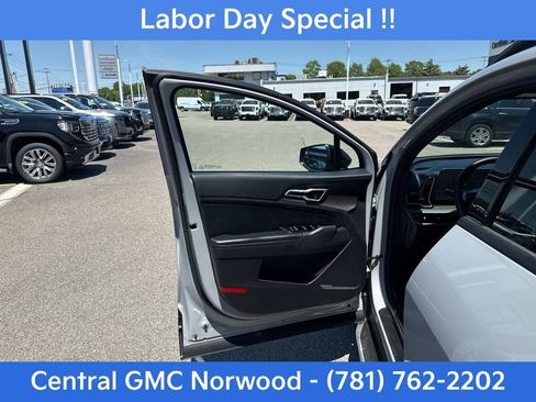 Used 2023 Kia Sportage X-Line w/ X-Line Premium Package AWD/4WD image 13