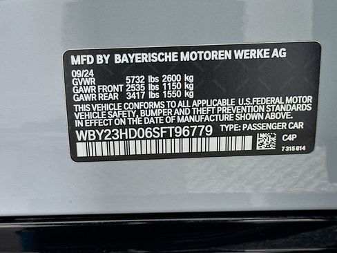 Used 2025 BMW i4 eDrive40 w/ M Sport Package RWD image 32
