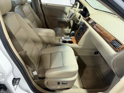 Used 2006 Ford Five Hundred Limited image 11