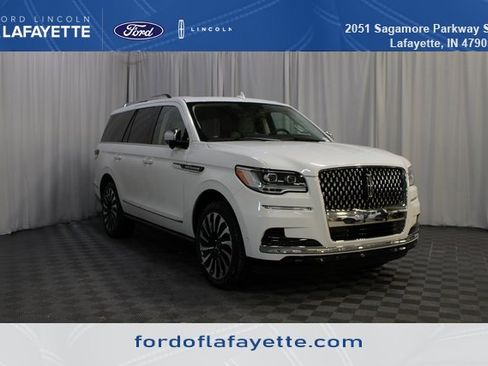 Certified 2022 Lincoln Navigator Black Label image 1