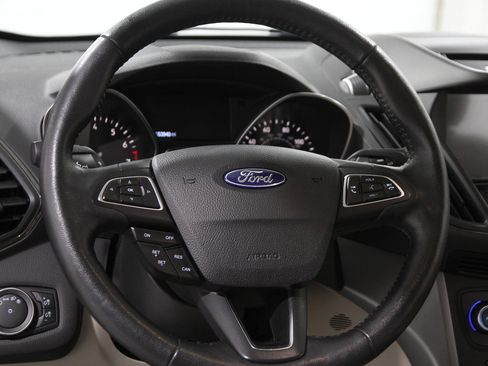Used 2018 Ford Escape SEL image 8