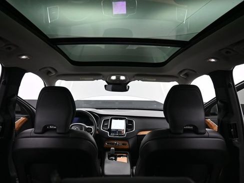 Used 2024 Volvo XC90 B6 Plus AWD/4WD image 18