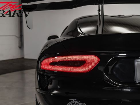 Used 2017 Dodge Viper GTC w/ ACR Package image 14