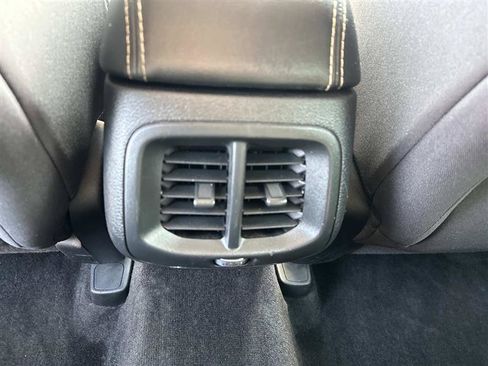 Used 2017 Jeep Cherokee Sport w/ Cold Weather Group AWD/4WD image 14