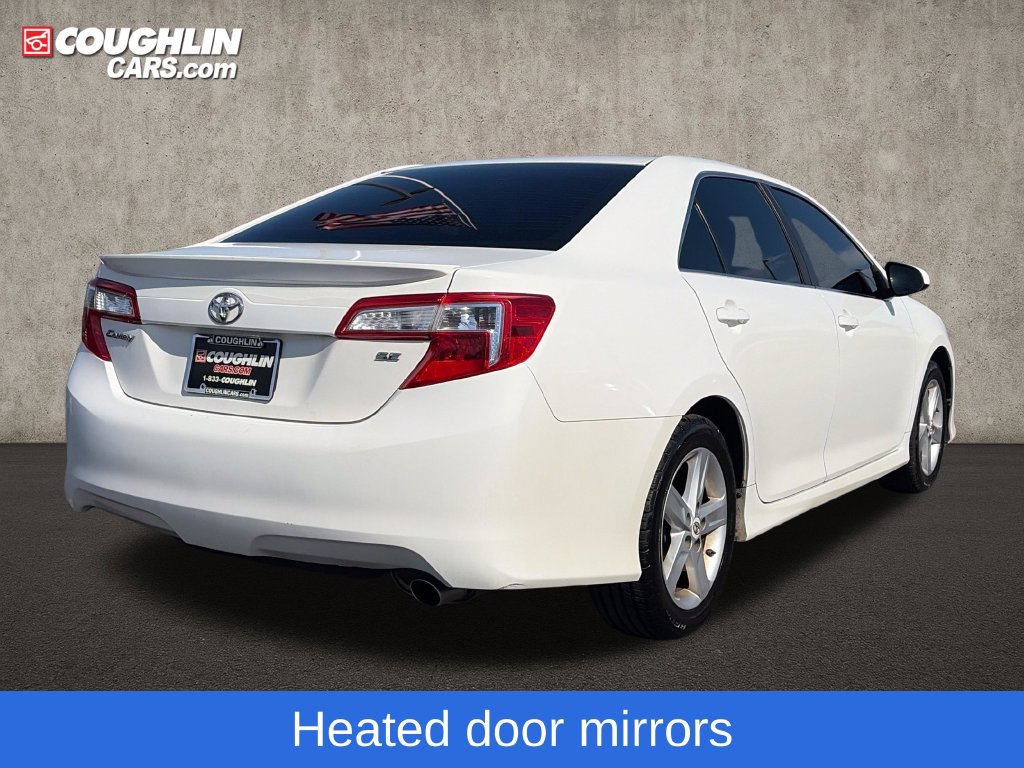 Used 2012 Toyota Camry SE FWD image 8