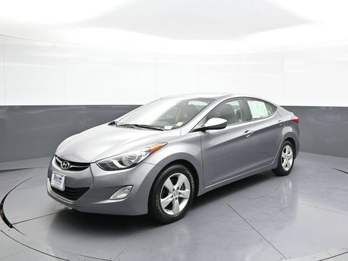 Used 2012 Hyundai Elantra GLS w/ Preferred Pkg 3 FWD image 10