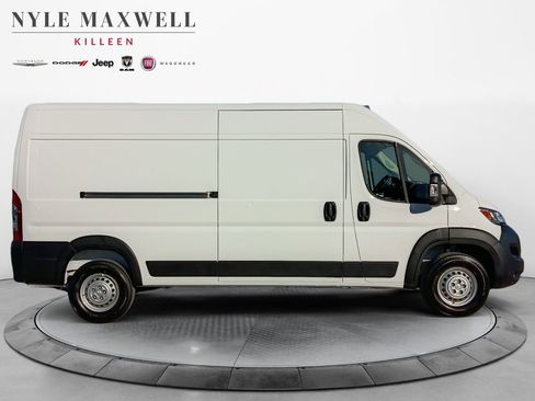 New 2026 RAM ProMaster 2500 w/ Convenience Group image 17