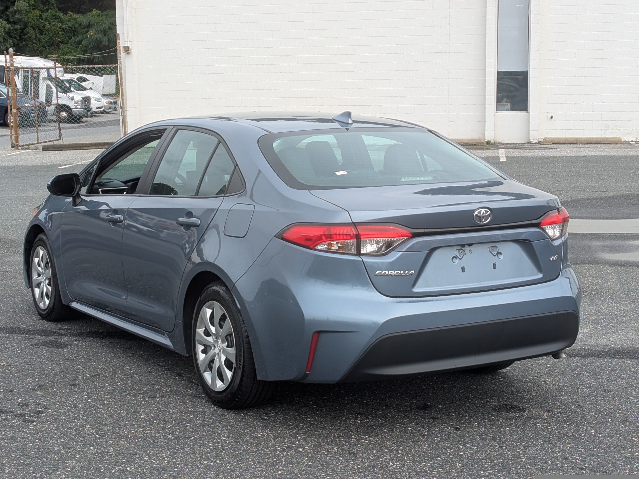 Used 2024 Toyota Corolla LE FWD image 6