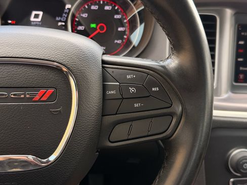 Used 2022 Dodge Charger SXT RWD image 29