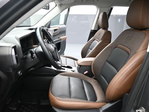 Certified 2025 Ford Bronco Sport Outer Banks w/ Outer Banks Tech Package+ image 10