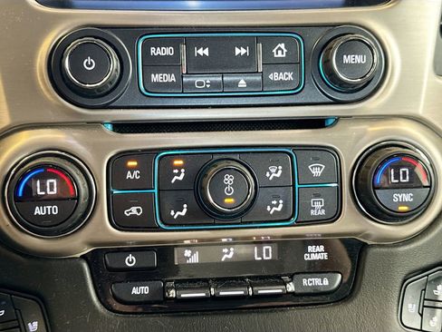 Used 2018 GMC Yukon Denali w/ Open Road Package RWD image 19
